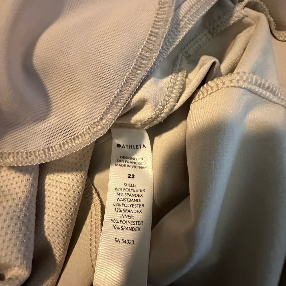 Athleta Light Beige Soho Skort - Picture 4 of 4